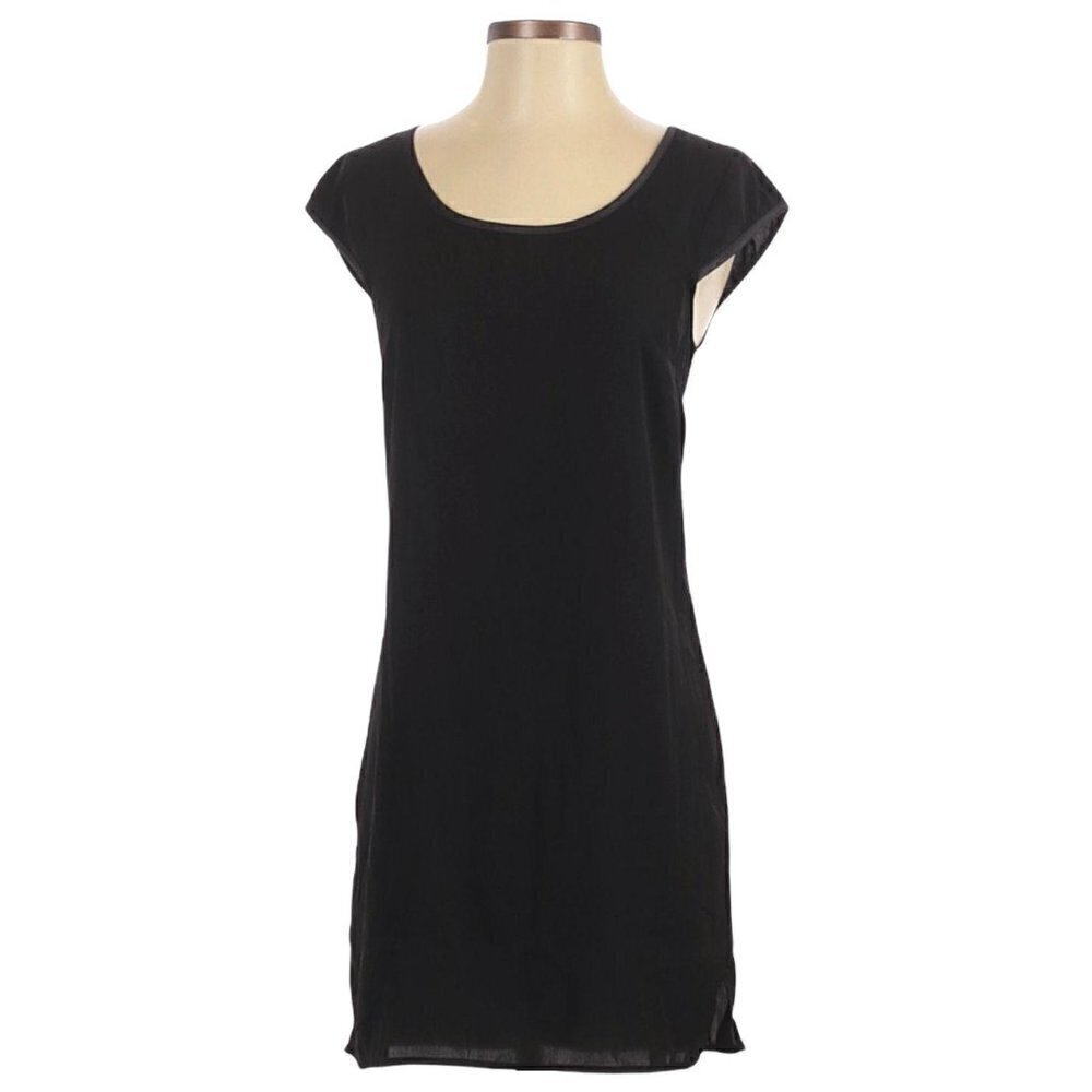 🌺 American Eagle Outfitters Little Black Cap Sleeve Zipper Back Mini Dress 4